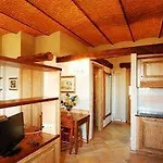 Corte Del Passone Aparthotel 4*