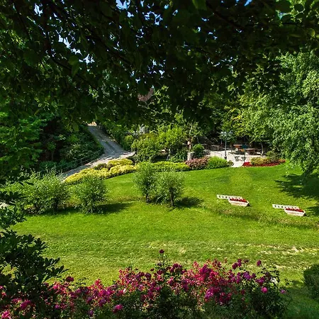 Corte Del Passone Aparthotel 3*