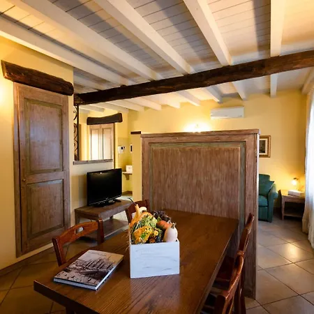 Corte Del Passone Aparthotel Montevecchia